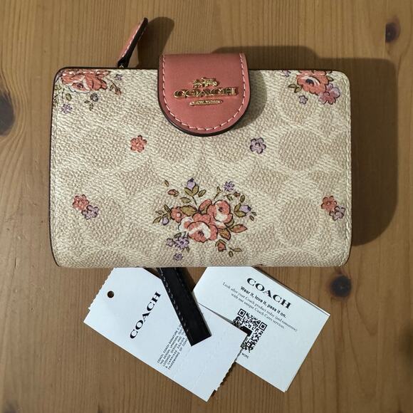 ❤️ Coach Medium Corner Zip Wallet In Signature Canvas With Floral Print - Picture 5 of 10